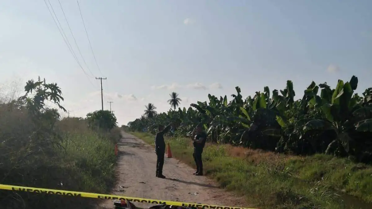 hombre asesinado en camino de terracería